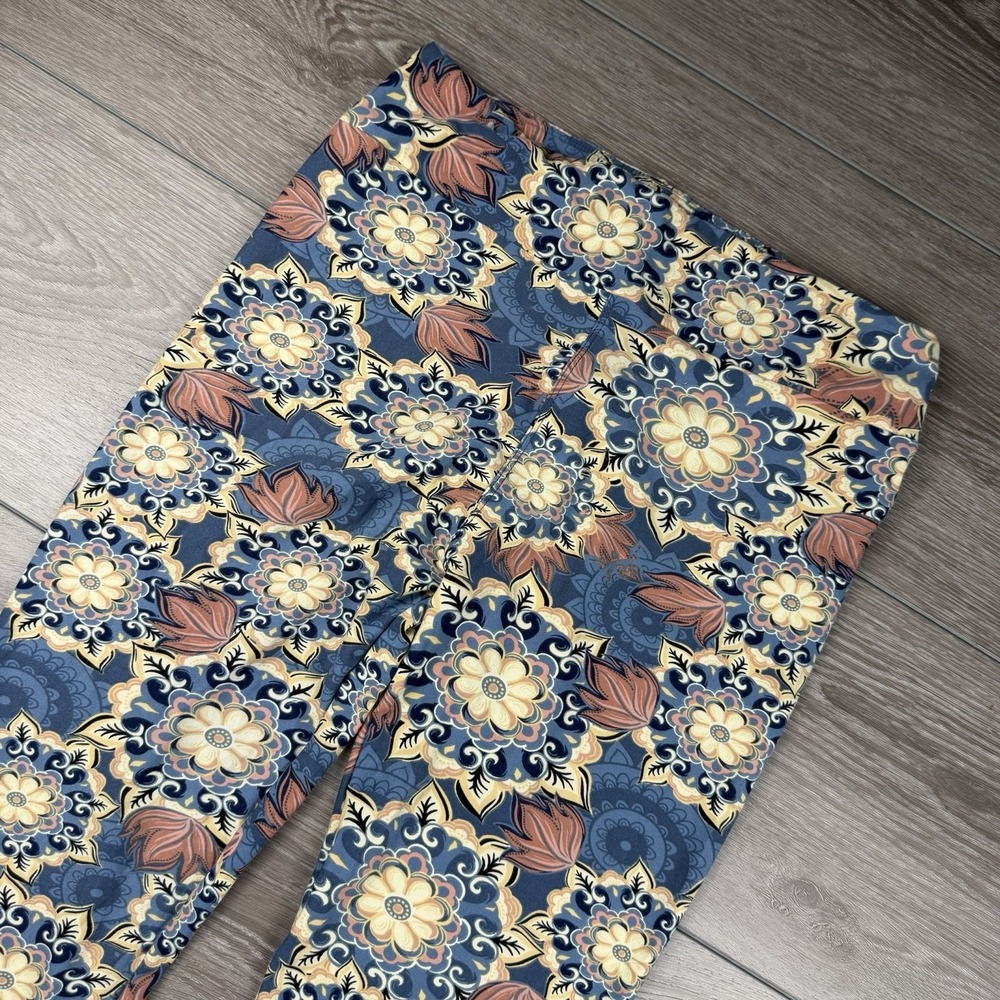 Lularoe‎ Women's Pull On Autumn Floral Pattern Leggings Blue Size Tall & Curvy